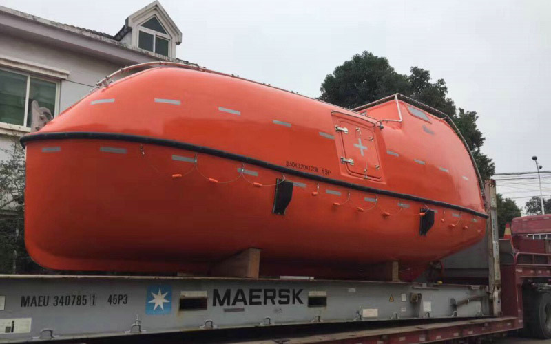 850cm-totally-enclosed-lifeboat-nm85f