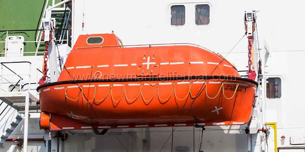 China-enclosed-lifeboat-for-sale