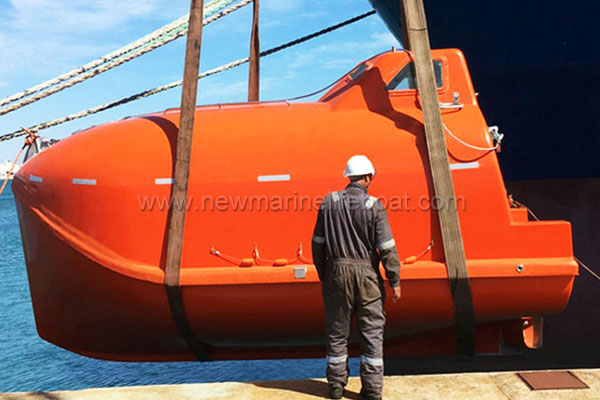 Free-Fall-Lifeboat-1