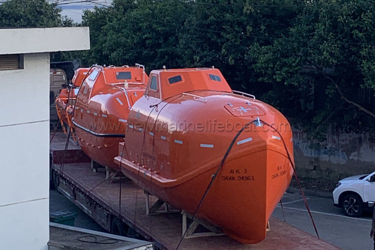 Free fall lifeboat-2